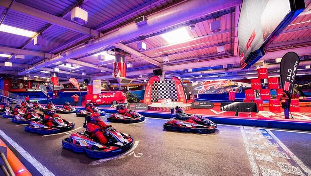 Celebra tu cumpleaños en Carlos Sainz Karts